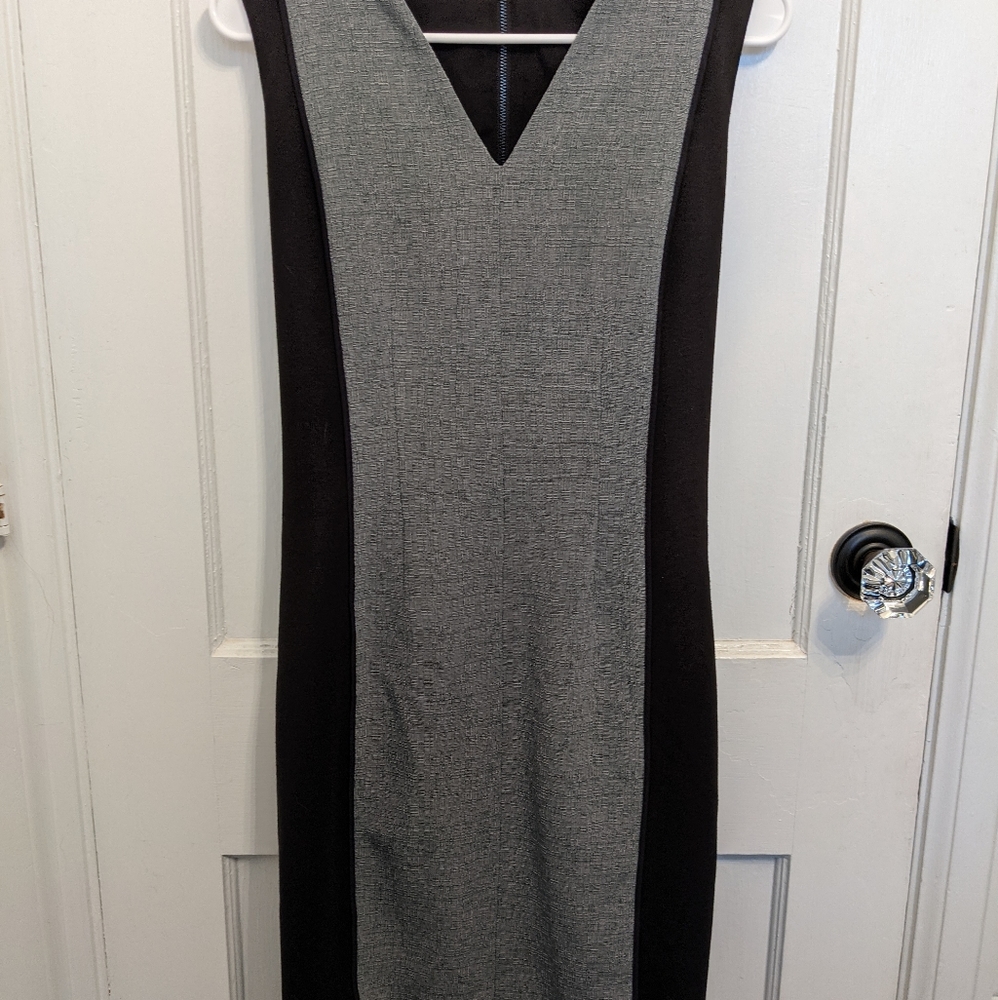 T Tahari Sheath Dress - Picture 2 of 4